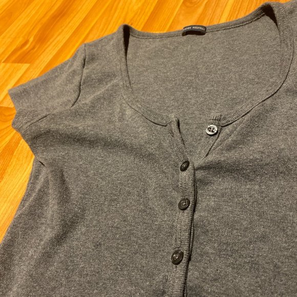 Brandy Melville top - Picture 3 of 4